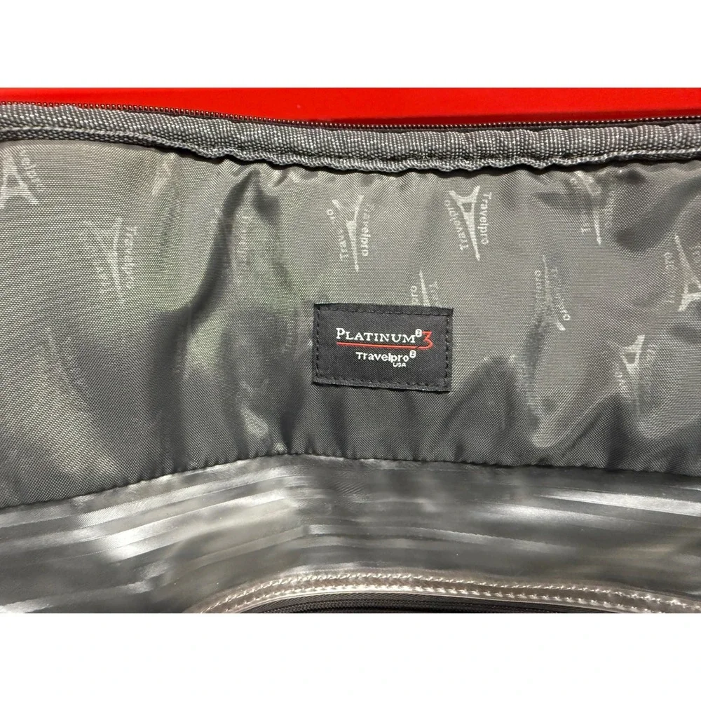 Travelpro Platinum 3 Rolling Briefcase Black Ballistic Nylon Carry On Bag